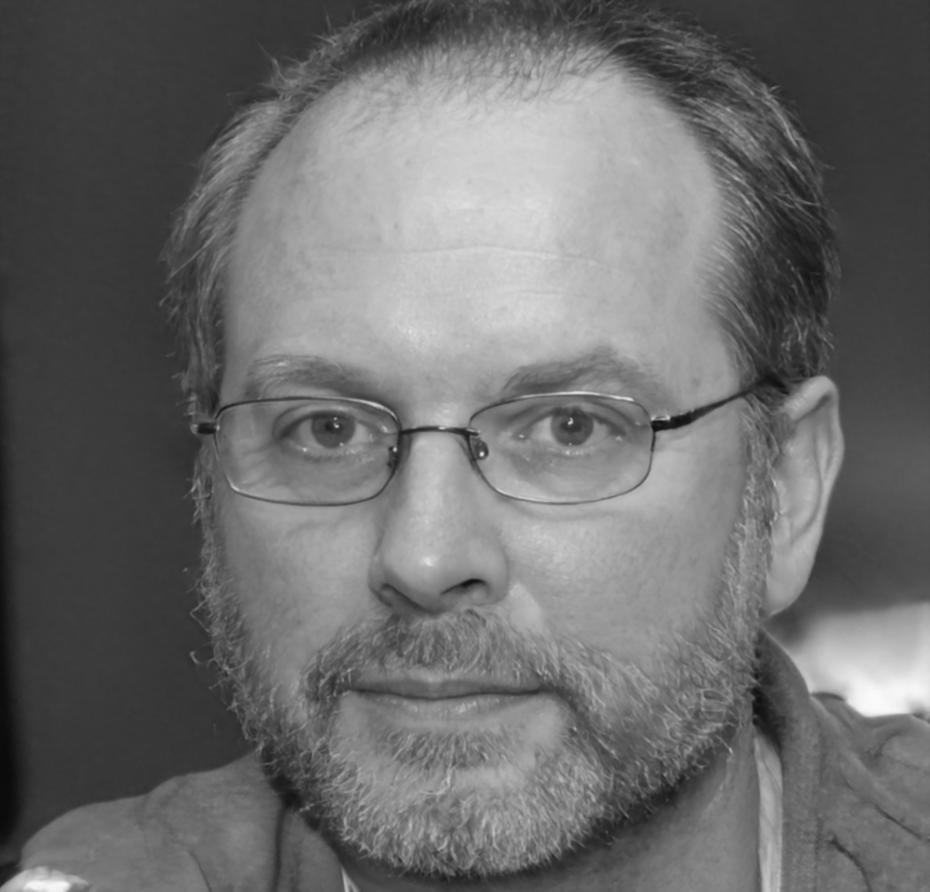 Retrato profesional de Sebastián Montemayor